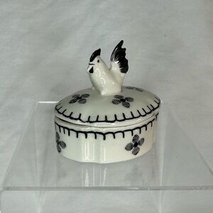 Vintage Porcelain Andrea by Sadek Rooster Trinket Box